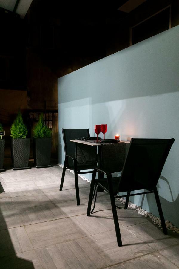 Marble Suite 40Sqm Center Ac 2Smarttv Netflix Apartment *