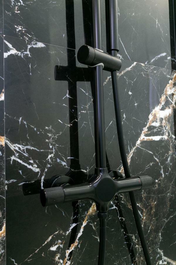Marble Suite 40Sqm Center Ac 2Smarttv Netflix Thessaloniki