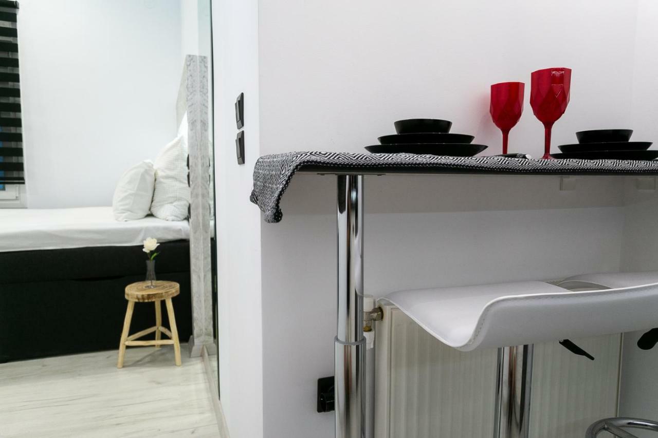 Apartment Marble Suite 40Sqm Center Ac 2Smarttv Netflix